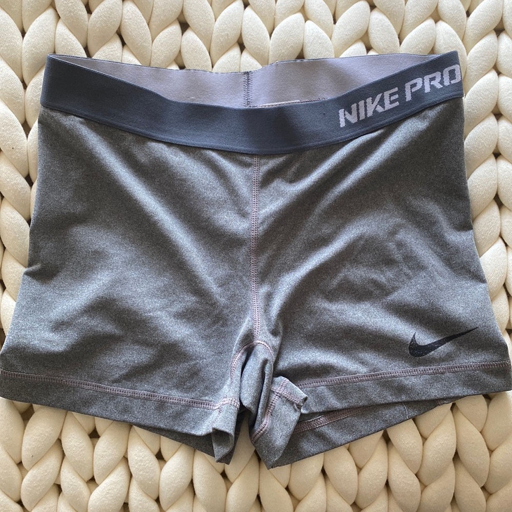 Nike Pro- dry fit booty shorts